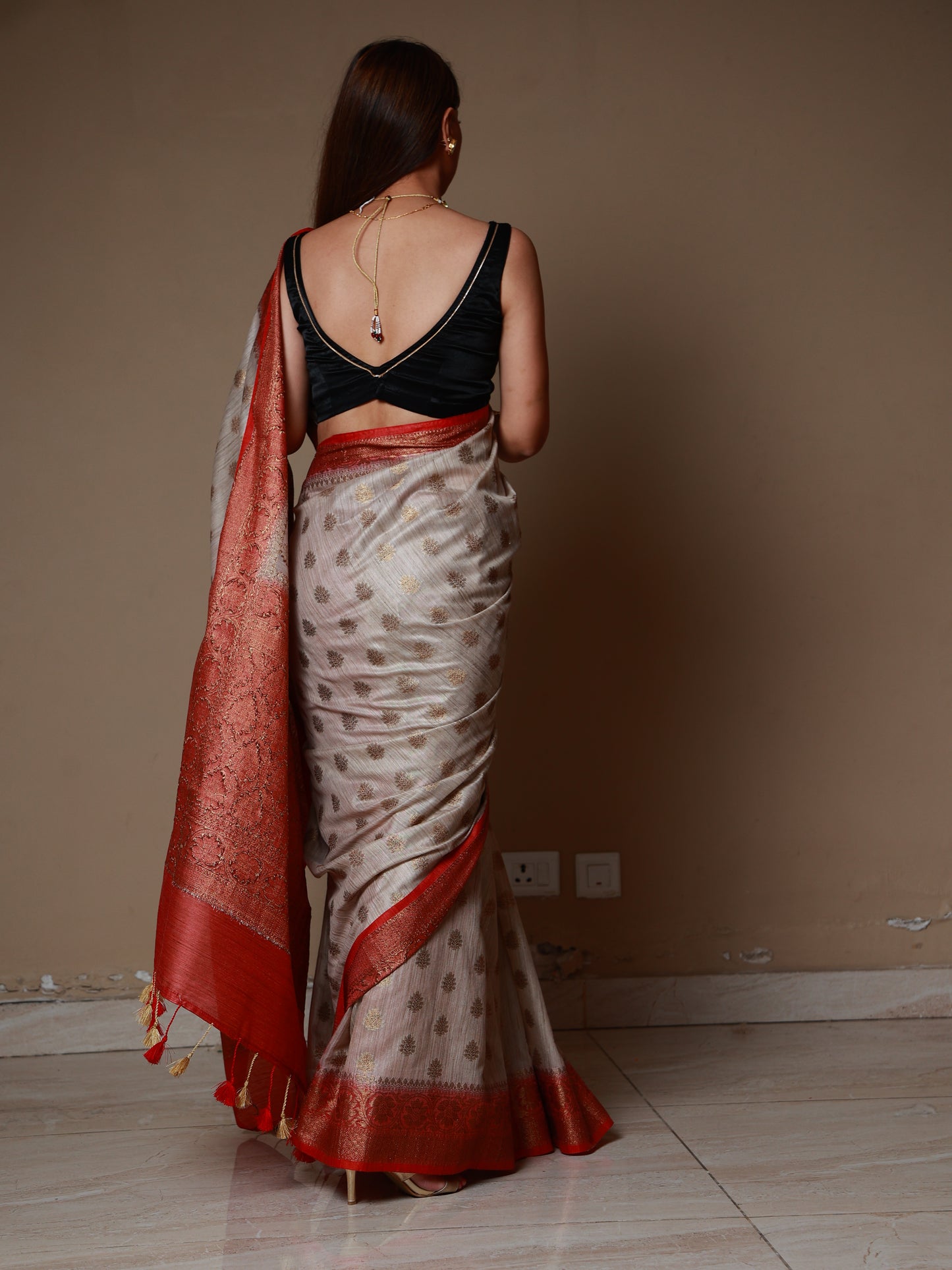 Beige and Rust Handloom Baswada Silk Saree