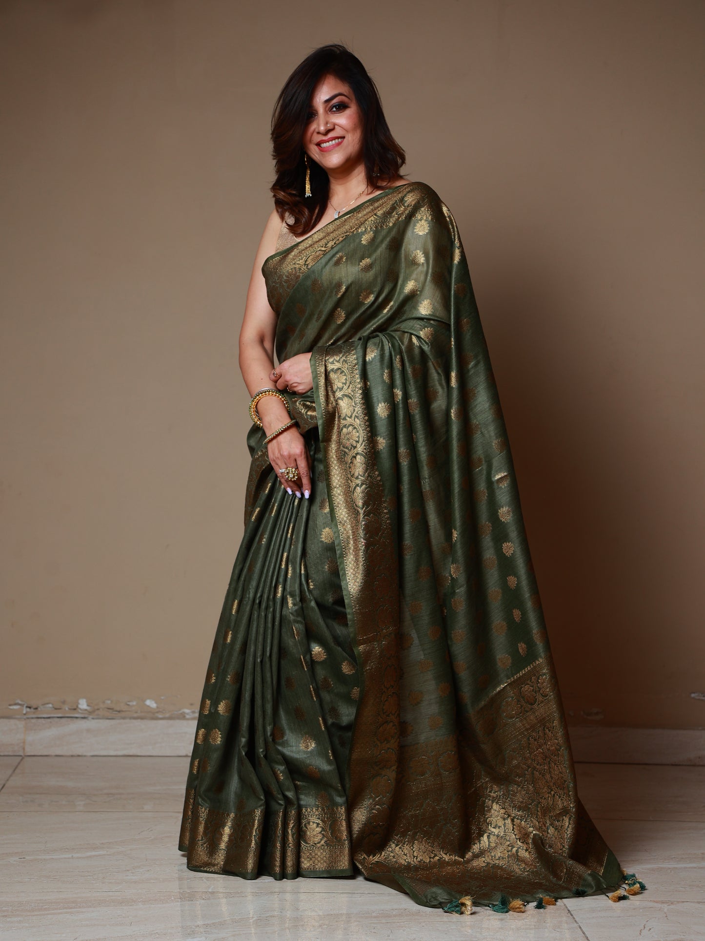 Khaki Green Handloom Baswada Silk Saree