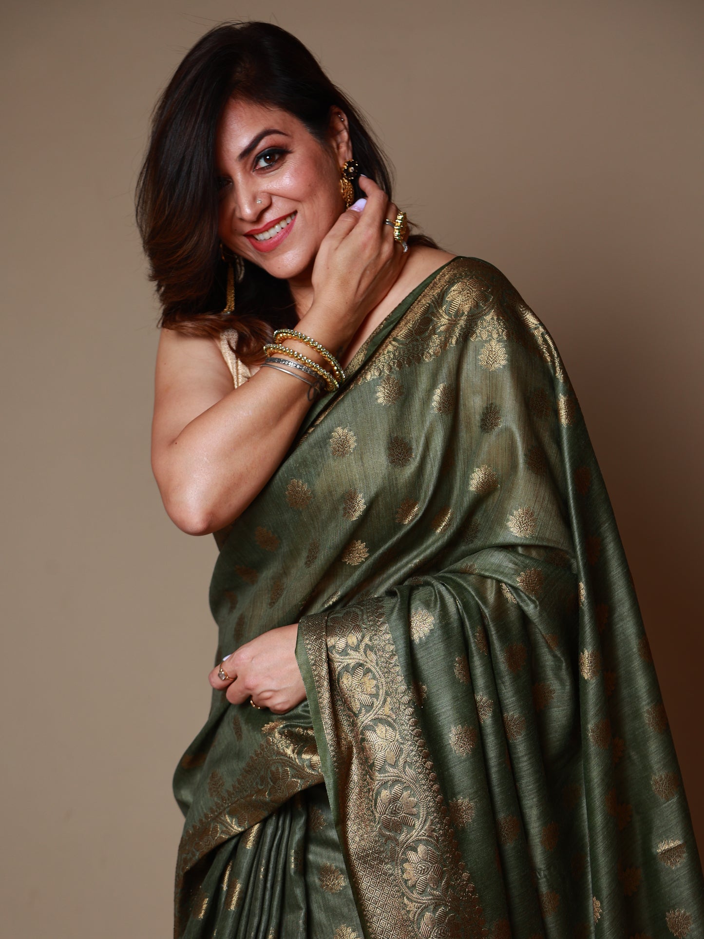 Khaki Green Handloom Baswada Silk Saree