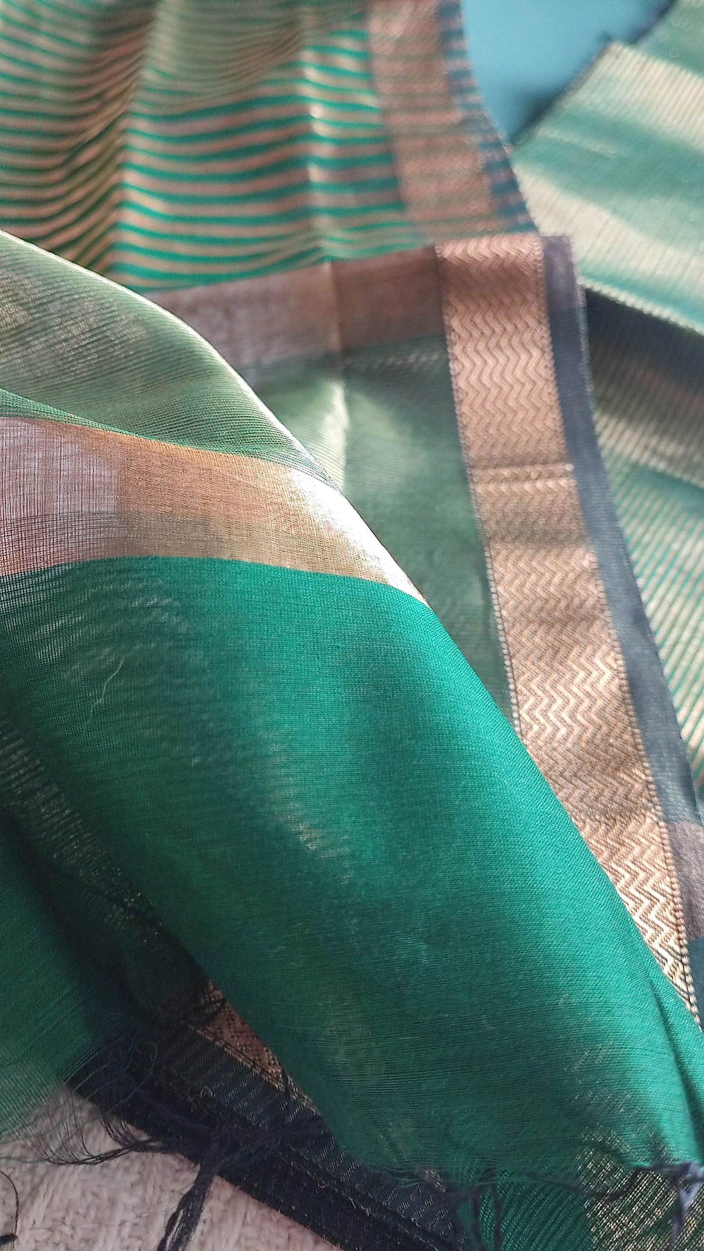 Emerald Green Maheshwari Tissue Suit With Zari Striped Shirt and Dupatta