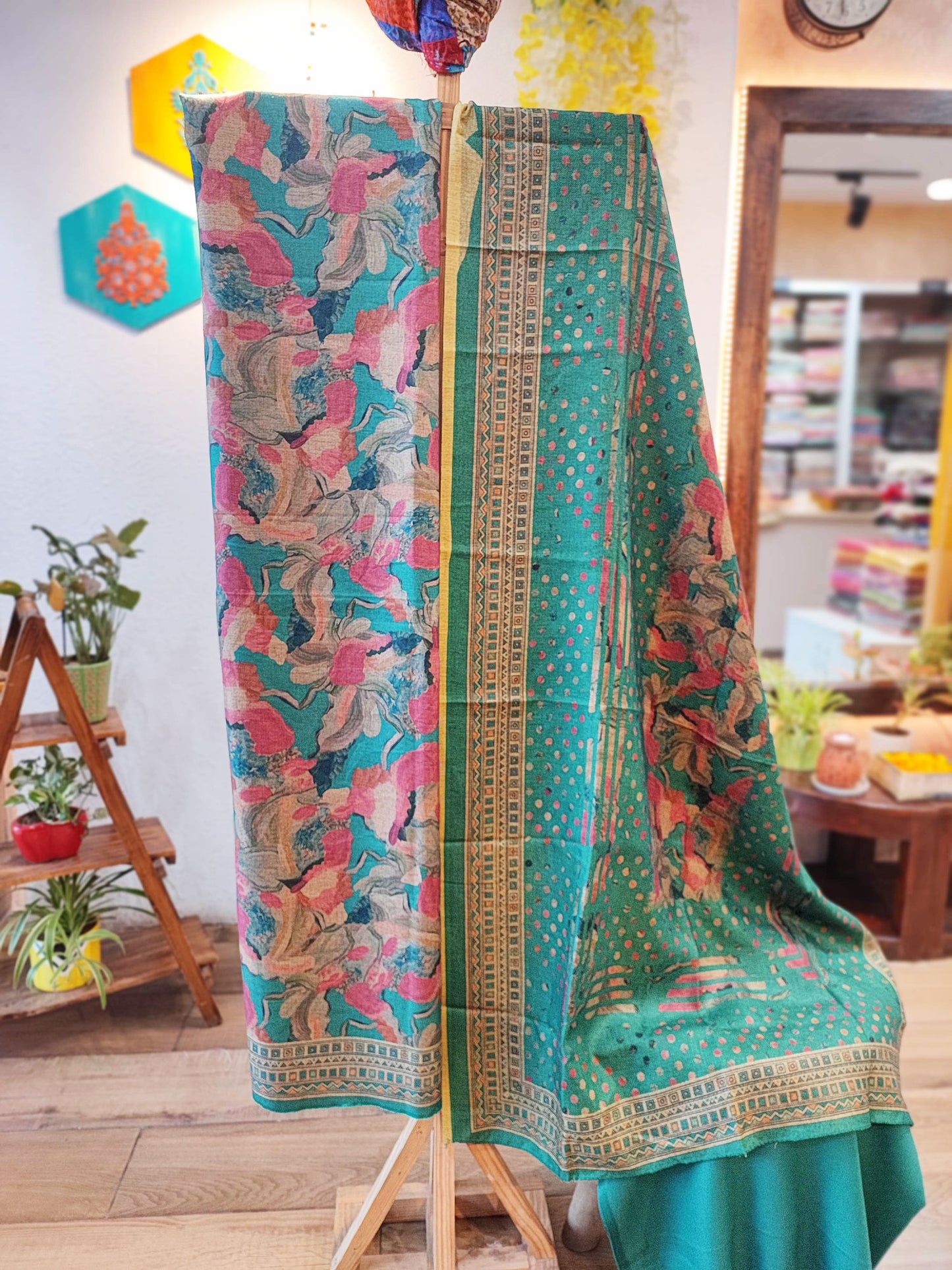 Teal Woolen Digital Print Kurta, Pant Material and Shawl