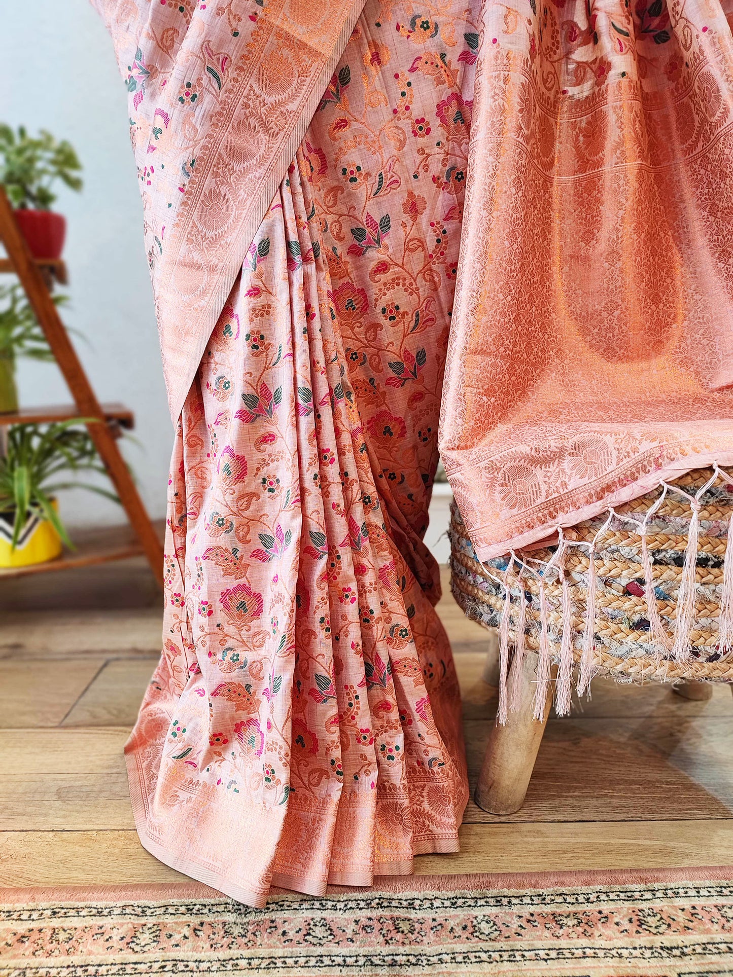 Jamawar All-Over Weaving Soft Silk Saree