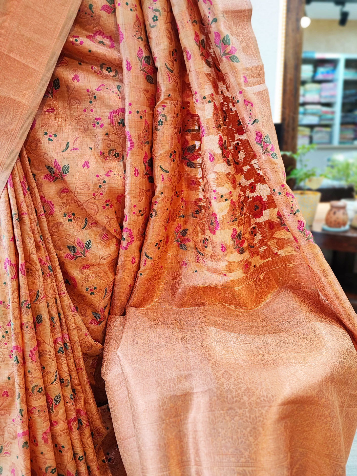 Jamawar All-Over Weaving Soft Silk Saree