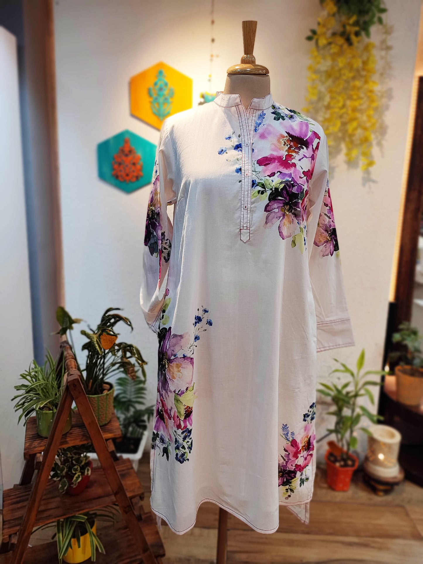 White Mulmul Cotton Full Sleeve Digital Print Dress Cum Kurta