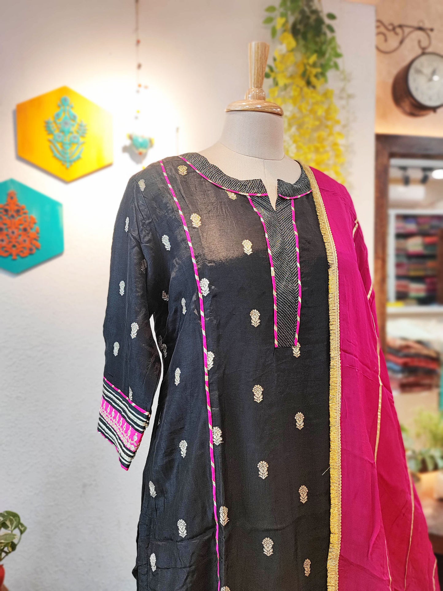 Black Dola Banarsi Silk Suit with Georgette Dupatta & Loose Fit Pants