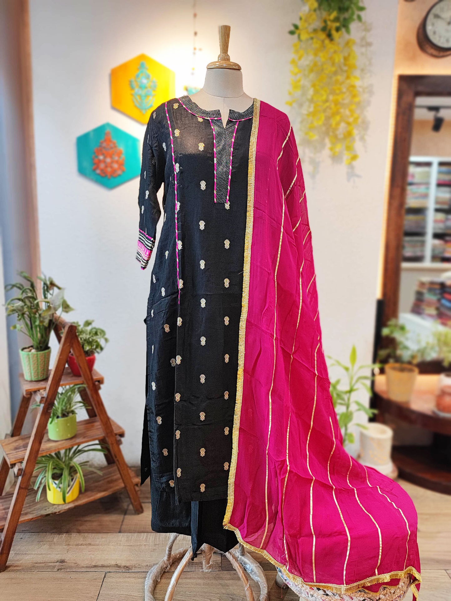 Black Dola Banarsi Silk Suit with Georgette Dupatta & Loose Fit Pants