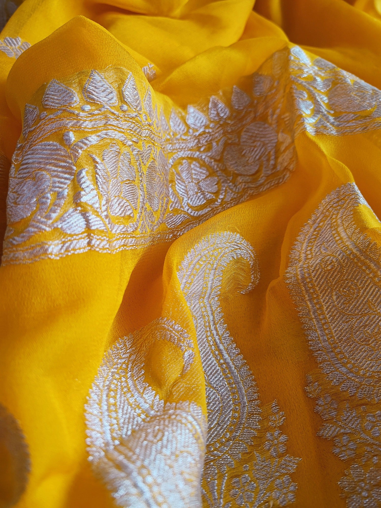 Banarasi Georgette Bandhani Saree – Khinkhwab