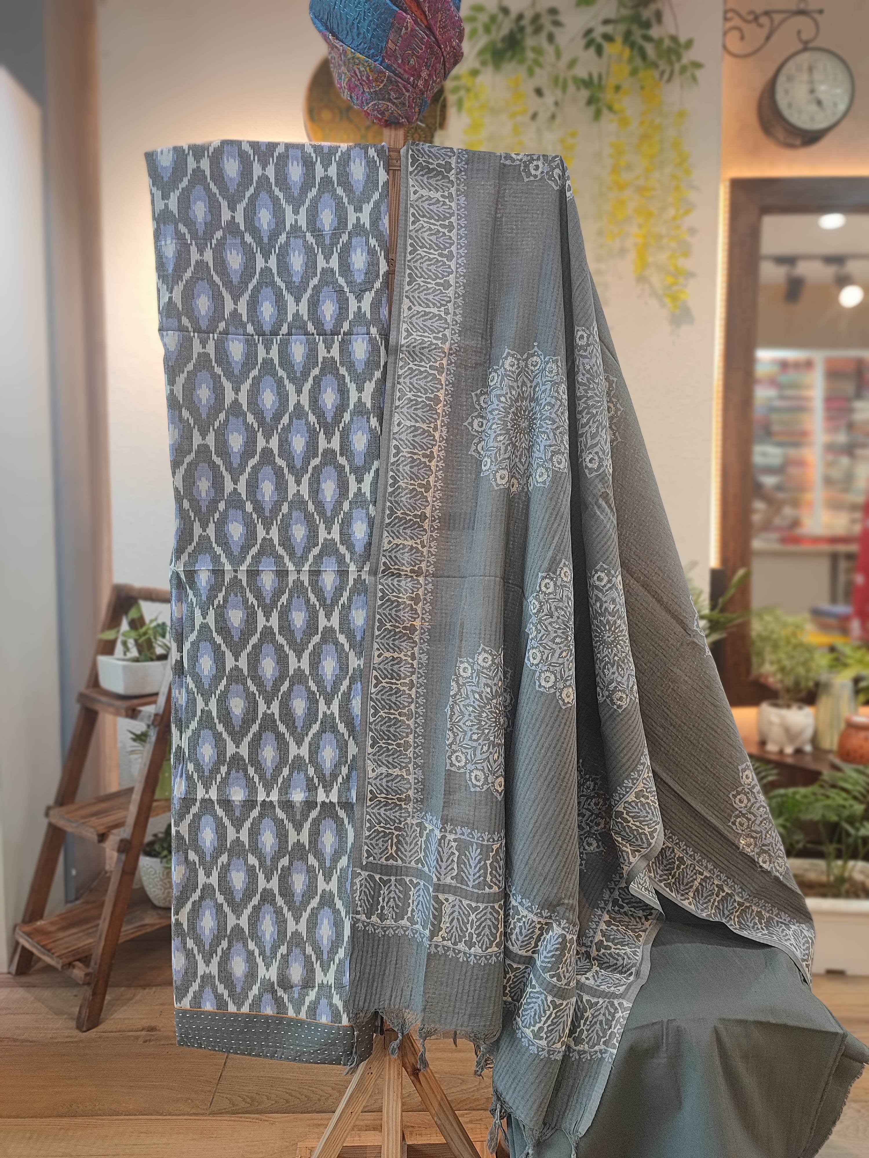 Grey Pure Cotton Handloom Ikkat Suit Set – Faburra