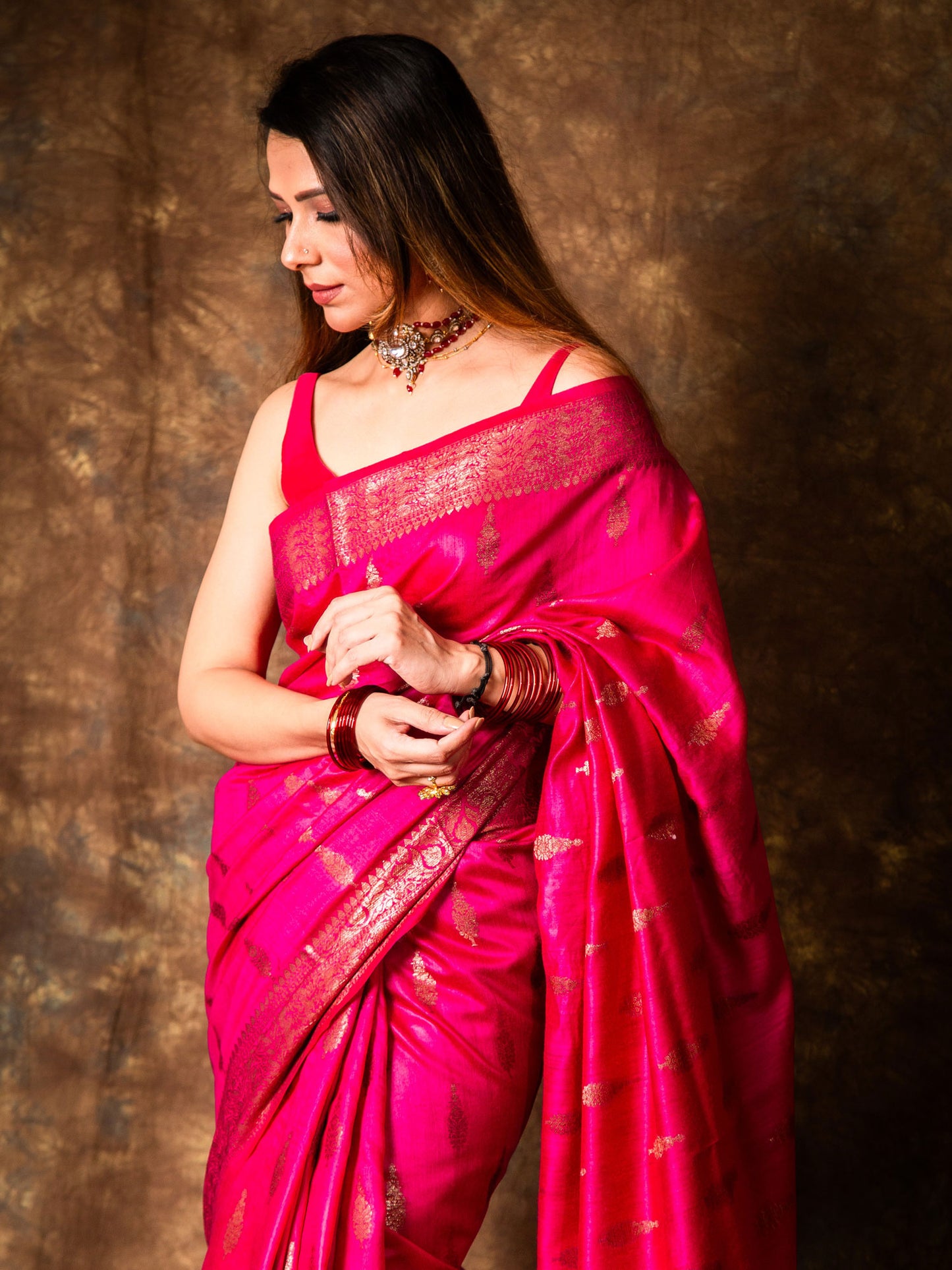 Hot Pink Handloom Moonga Silk Saree with Zari Weaving & Matching Zari Woven Blouse