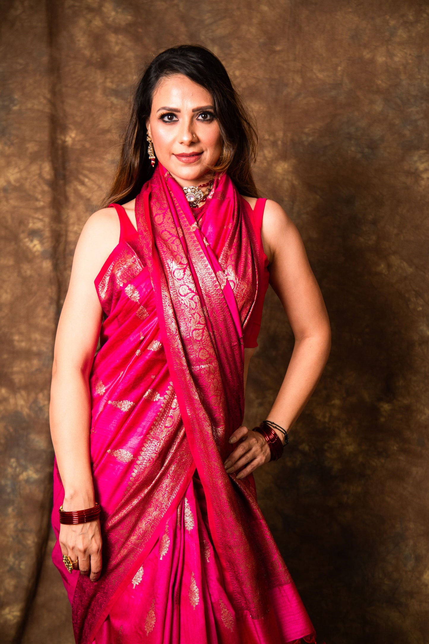 Hot Pink Handloom Moonga Silk Saree with Zari Weaving & Matching Zari Woven Blouse