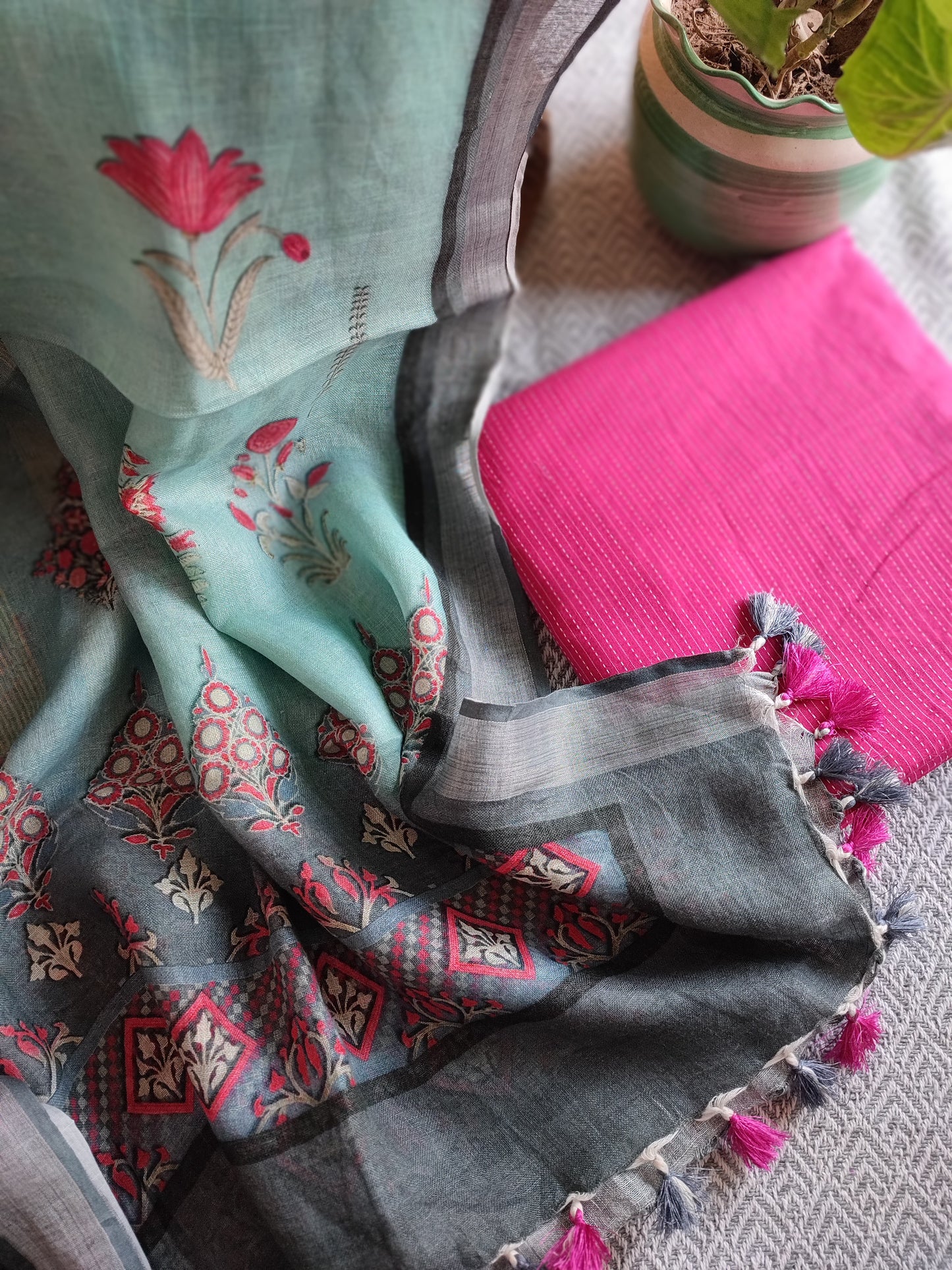 Fuchsia Pink  Monochromatic Cotton Kurta with Digital Print Floral Linen Dupatta (Variation 2)