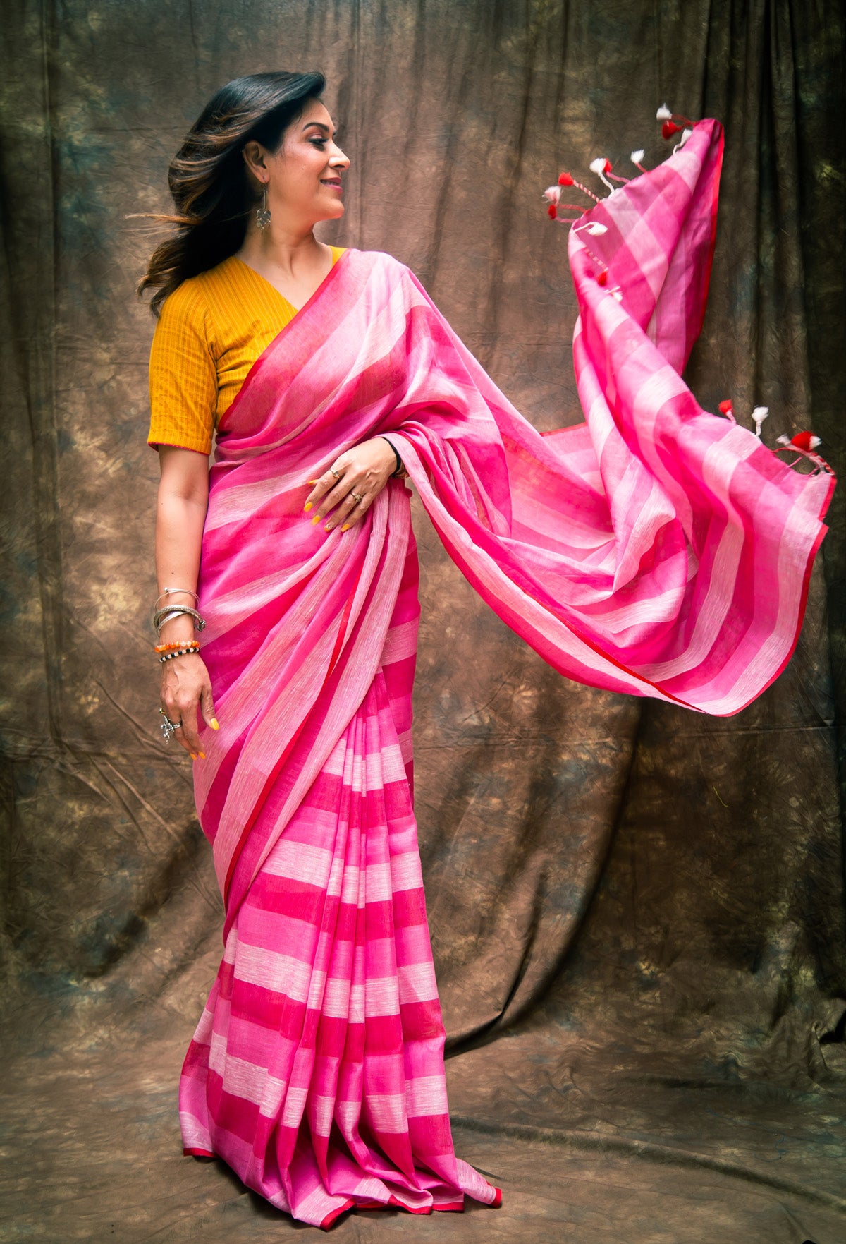 Buy Neeta Lulla Pink Georgette Saree With Embellished Blouse Online | Aza  Fashions